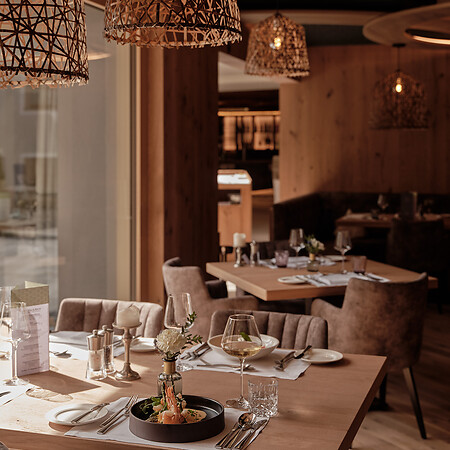 Restaurant in Salzburg with mountain view and elegant surroundings